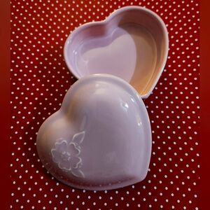 Pfaltzgraff Vintage Heart Trinket box,EUC! Made in USA!